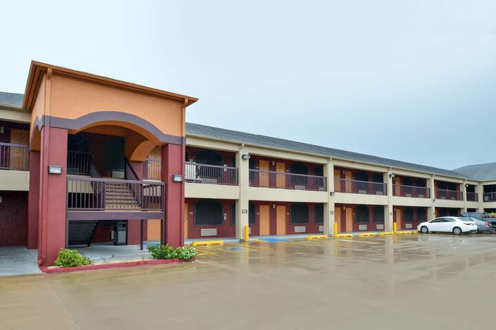 Americas Best Value Inn & Suites San Benito