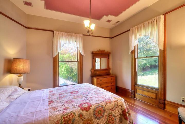 Jacksonvilles Historic Nunan House