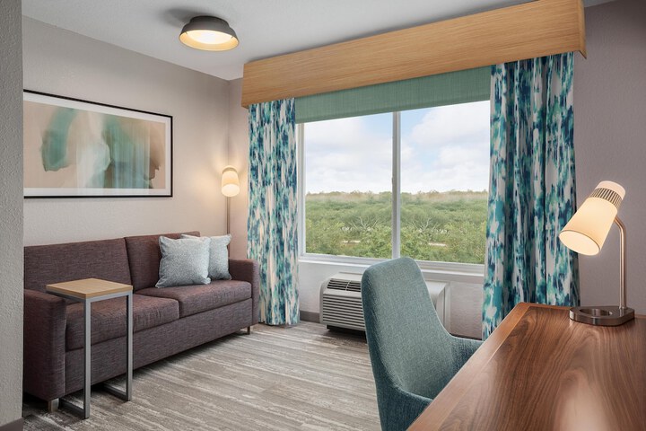Hilton Garden Inn Tampa North Busch Gardens