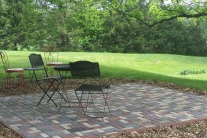 Whispering Pines Bed and Breakfast