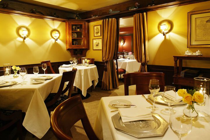 Dining 56 of 89