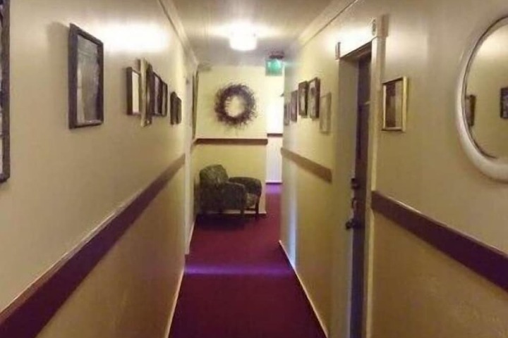 Alexanders Lodge