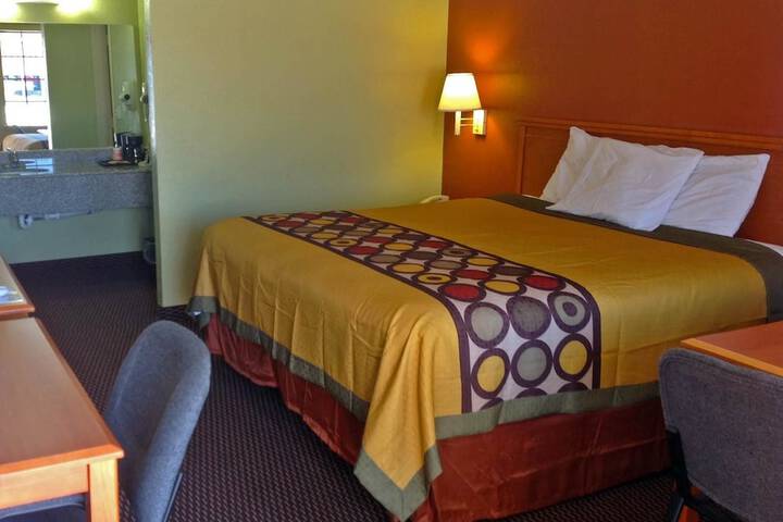 Americas Best Value Inn Pryor