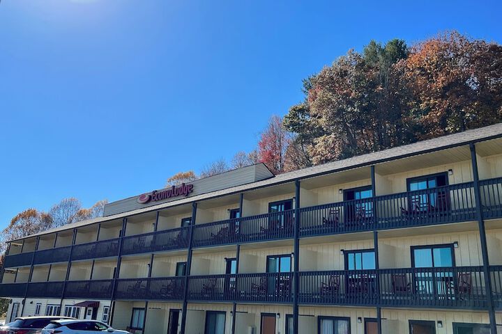 Econo Lodge Waynesville