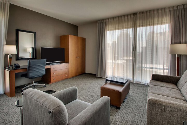 Room 121 of 168