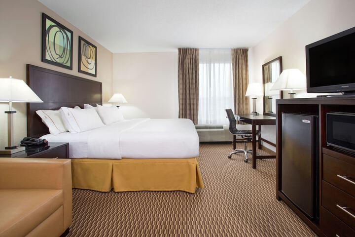 Room 44 of 60