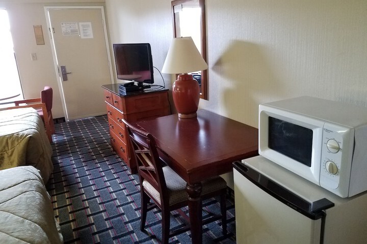 Room 8 of 20