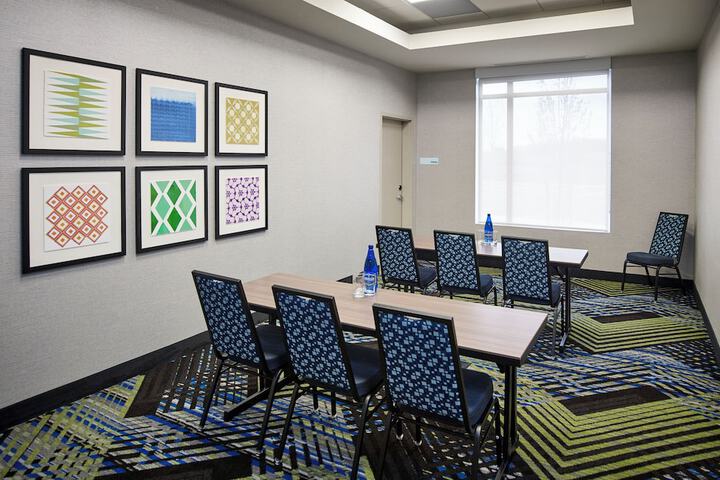 Holiday Inn Express Niagara-On-The-Lake by IHG