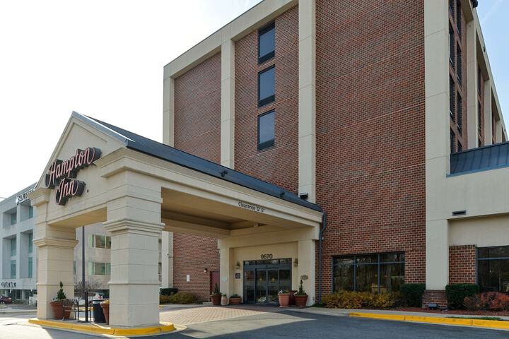 Hotel 4 of 59