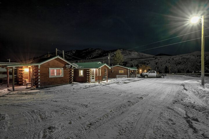 Winmar Cabins