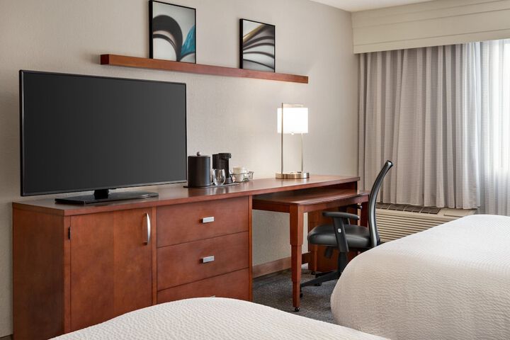 Room 21 of 51