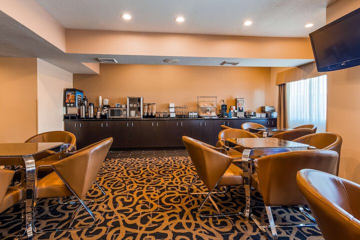 Best Western Plus Wendover Inn