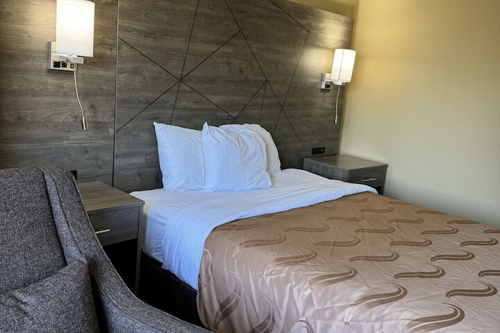 Room 14 of 44