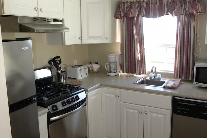 Colonial Gables Oceanfront Village