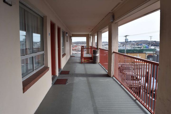 Hotel 2 of 28