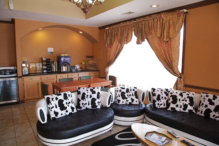 Hotel Interior 14 of 35