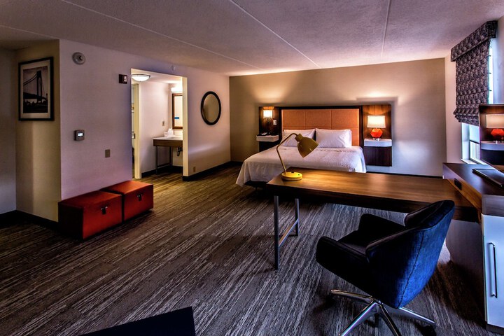Room 10 of 45