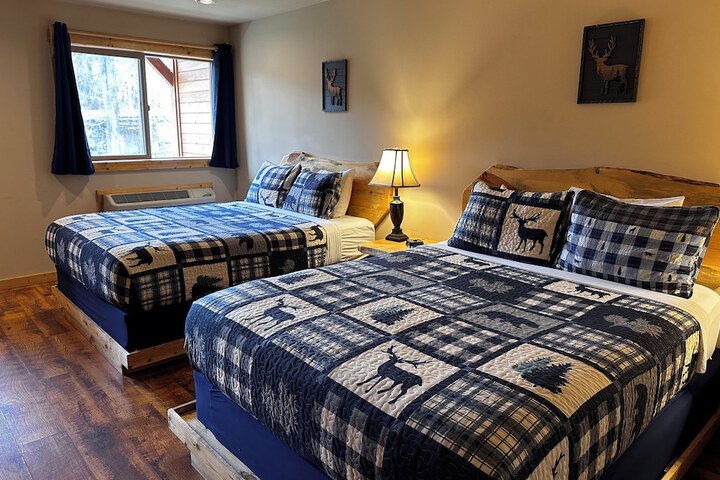 Methow River Lodge & Cabins