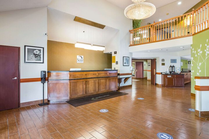 Hotel Interior 10 of 56