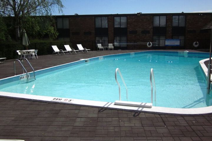 Pool 5 of 113