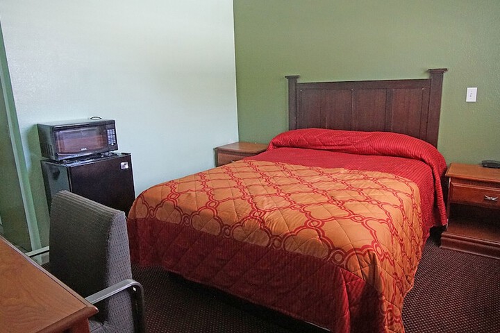 Room 23 of 29