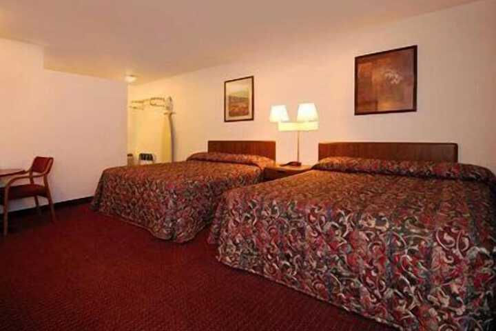Room 18 of 31