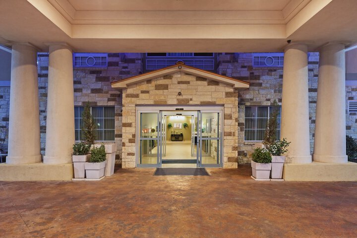 Hotel 4 of 32