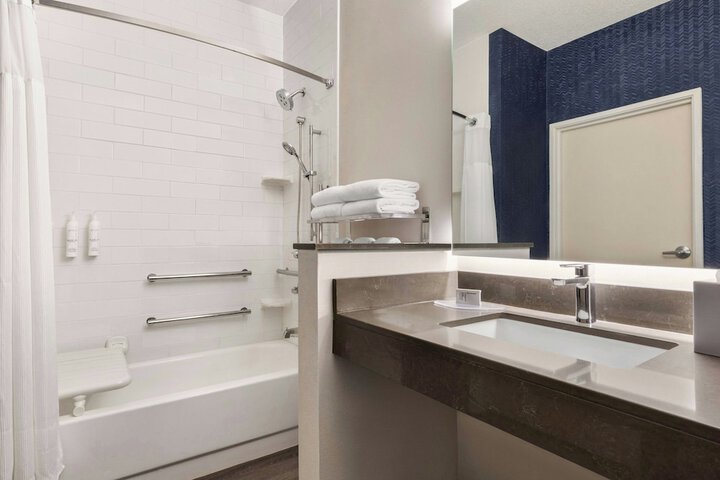 Fairfield Inn & Suites Findlay