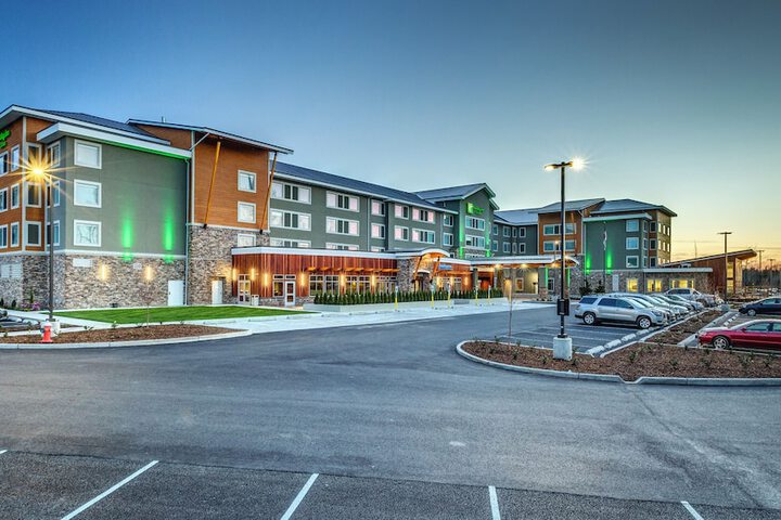 Holiday Inn & Suites Bellingham by IHG