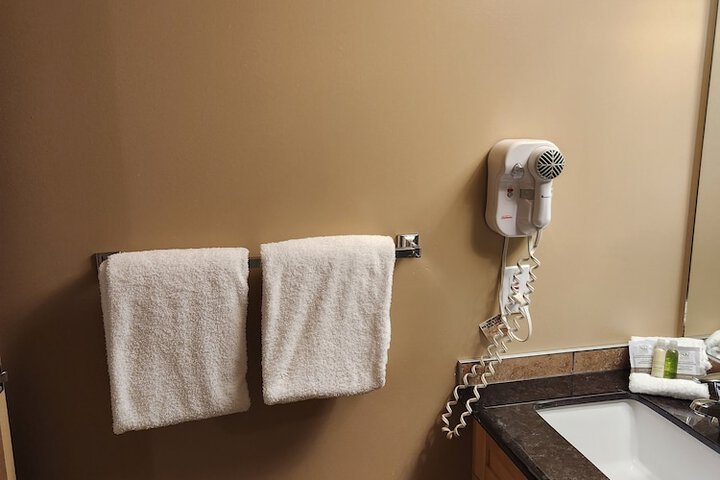 Room 45 of 110