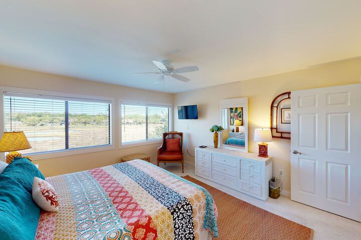 Litchfield Beach & Golf Resort