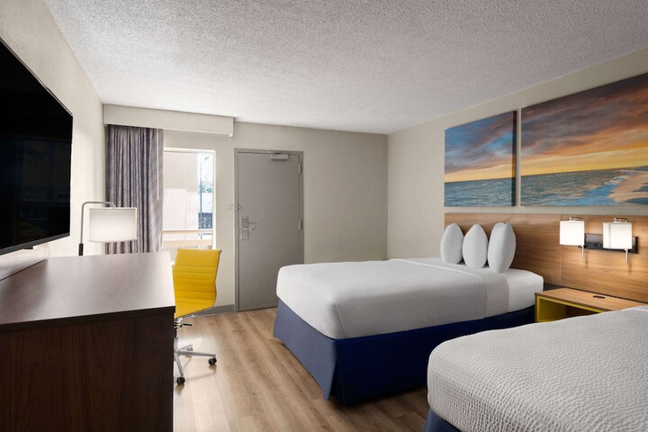 Days Inn by Wyndham Florence Near Civic Center