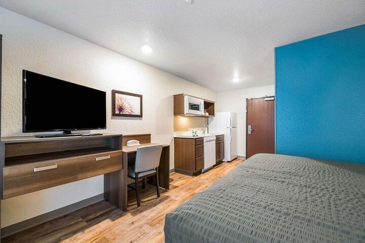 Room 12 of 34