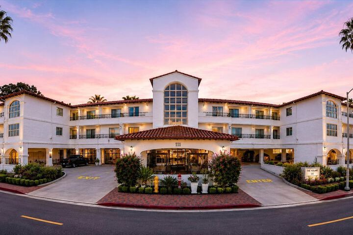The Volare an Ascend Collection Hotel