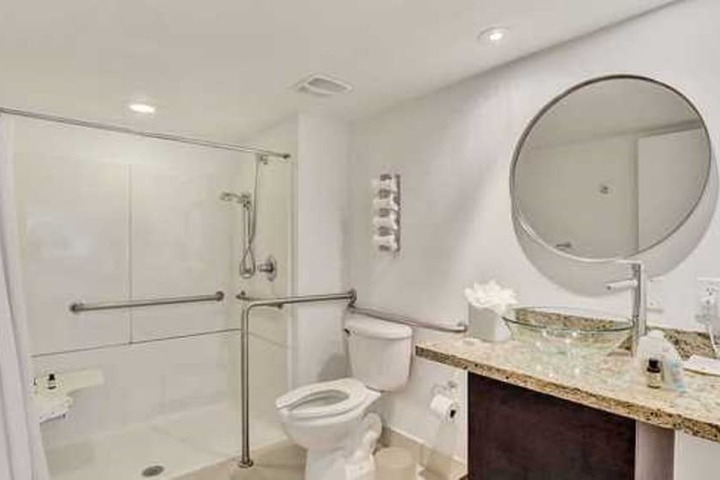 Beach Haus Bal Harbour
