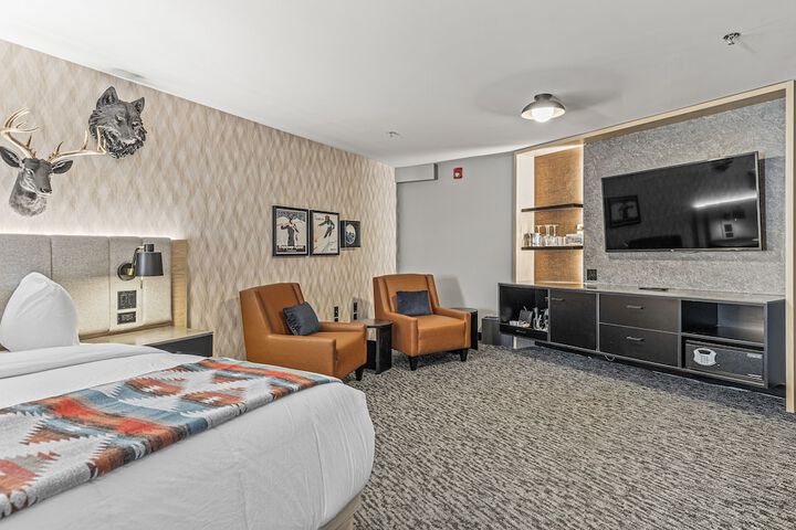 Room 18 of 74