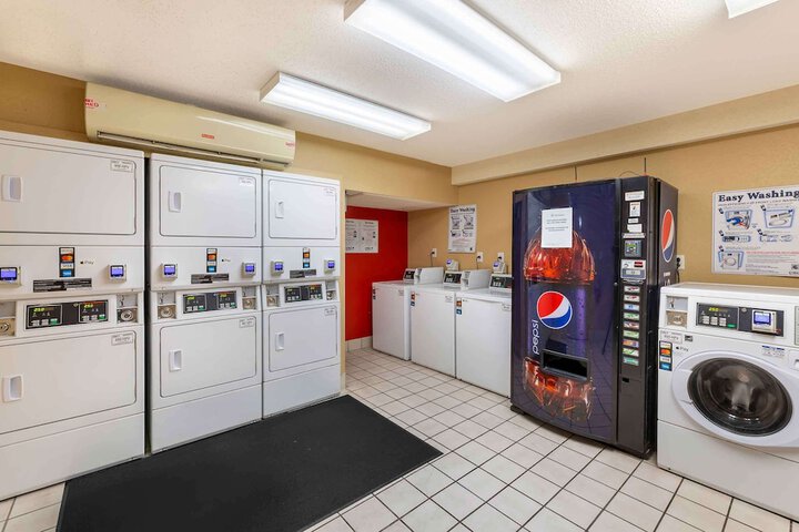 Extended Stay America Suites Cleveland Airport North Olmsted