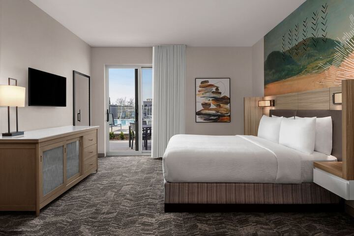 Room 15 of 27