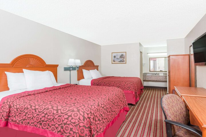 Room 16 of 17