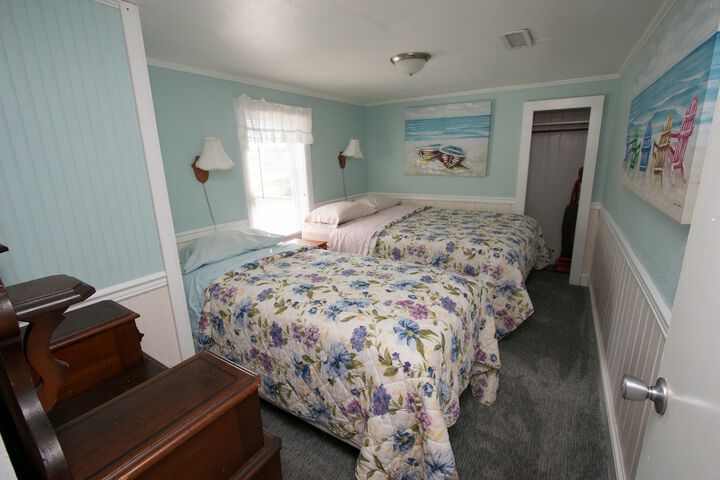 Room 83 of 156