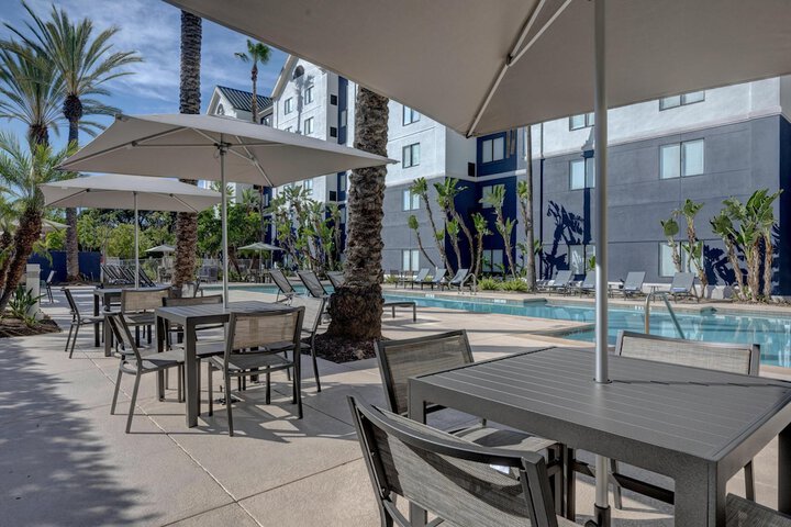 Homewood Suites by Hilton Anaheim-Main Gate Area