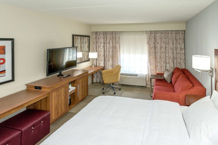 Room 13 of 53