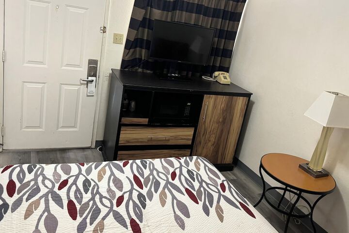 Room 29 of 46