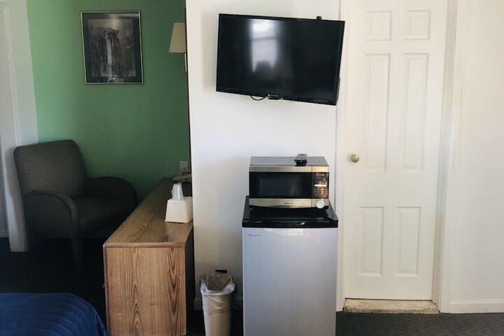 Room 7 of 14