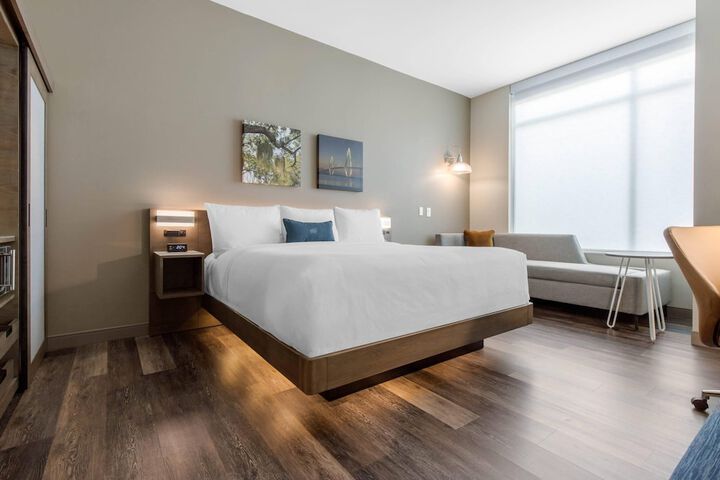 Cambria Hotel Mount Pleasant – Charleston