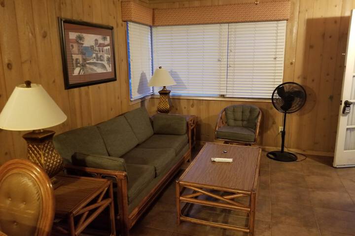 Room 46 of 229