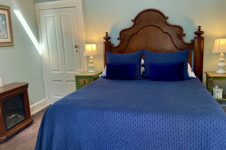 Room 17 of 41