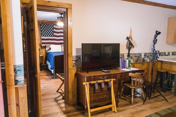 Mountain Aire Cottages Inn & Glamping