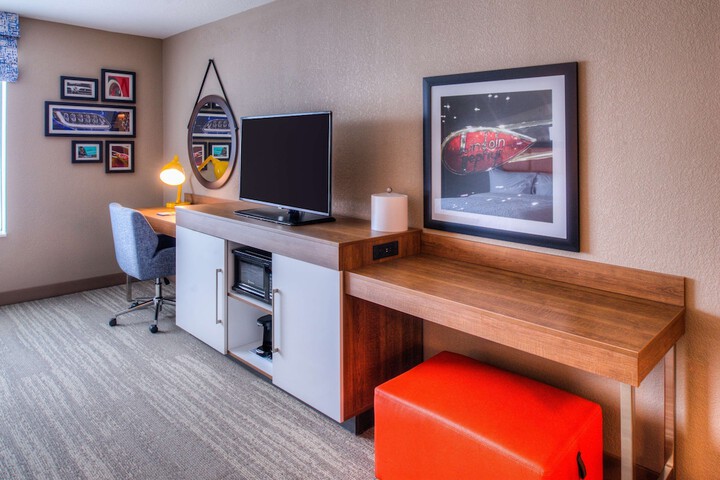 Room 36 of 59