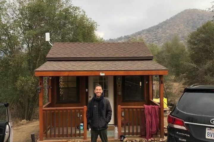 Off-grid 1-bed Cabin in Yokuts Valley